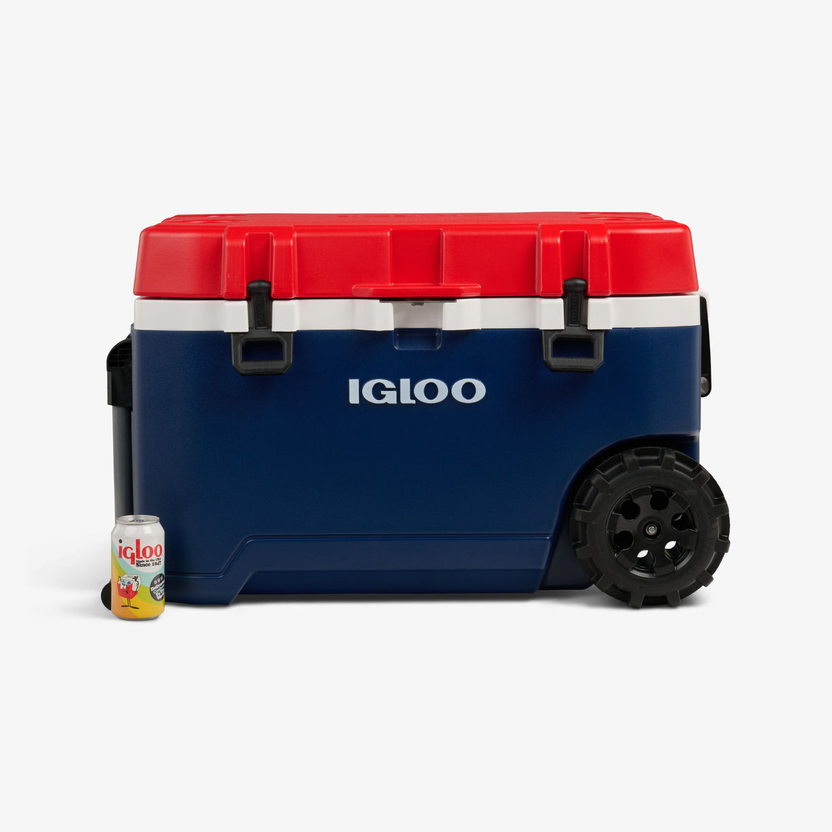 trailmate-75-qt-roller-cooler-g0 00035111-P.jpg