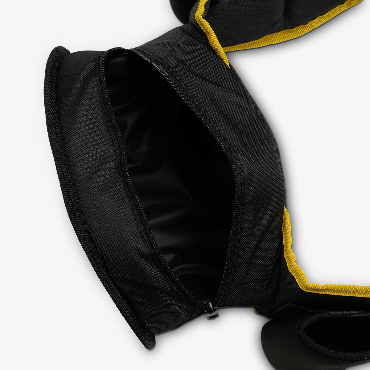 dc-super-heroes-batmantm-belt-fanny-pack-cooler-q2 00027936-O2.jpg