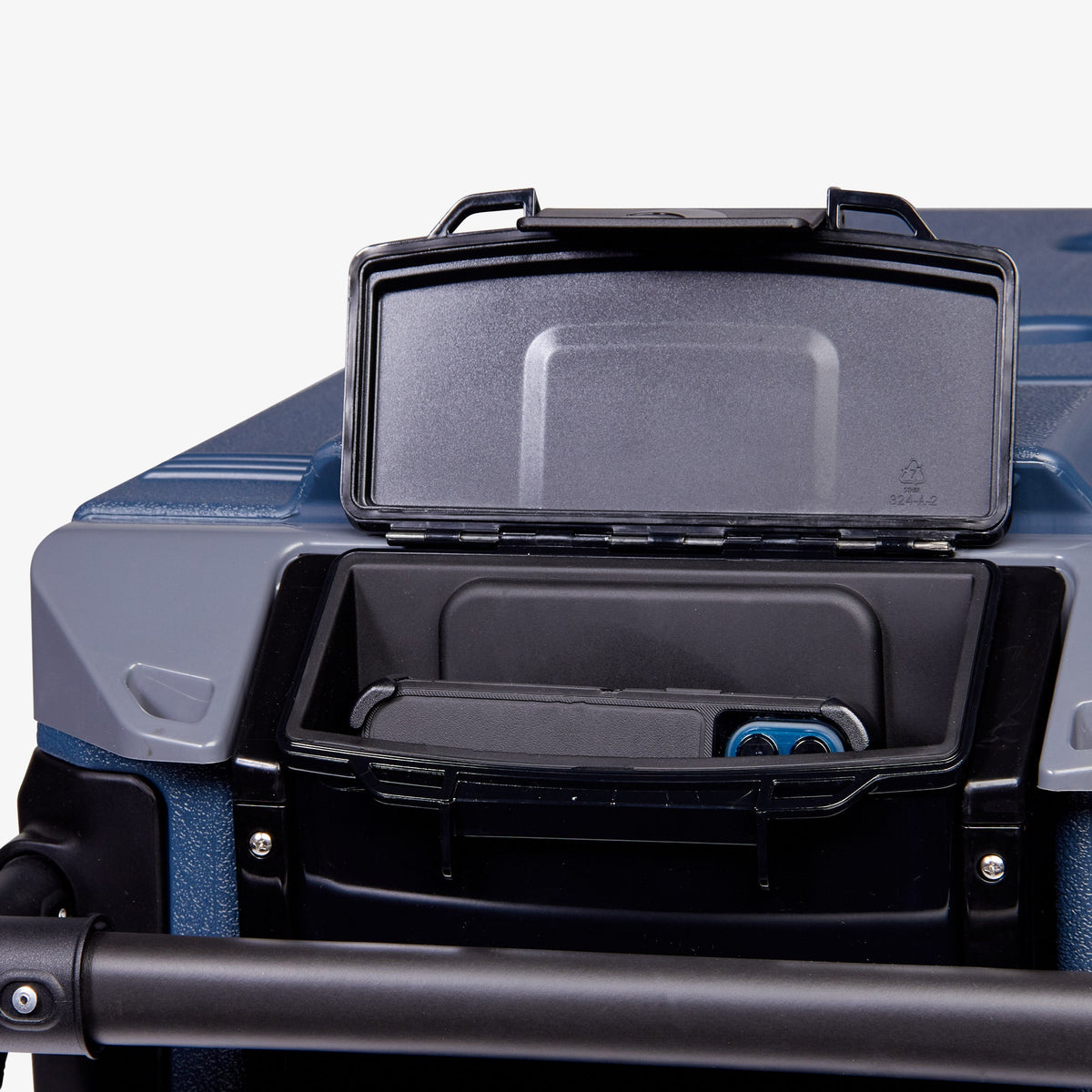 trailmate-journey-70-qt-cooler-m4 00034127_7.jpg