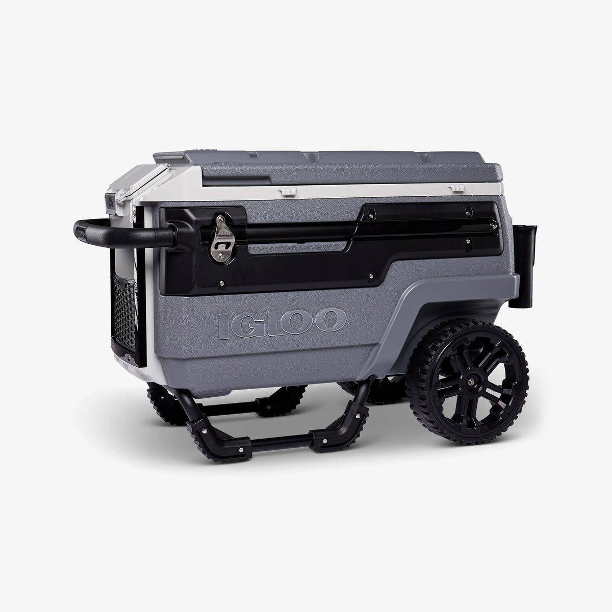 trailmate-journey-70-qt-cooler-m4 00034705_angle-front.jpg