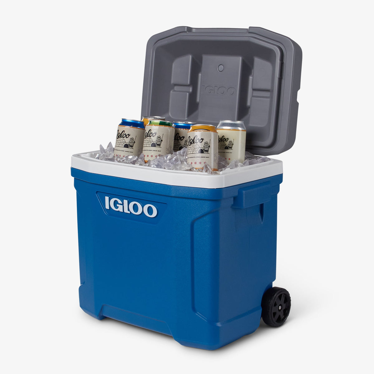 latitude-30-qt-roller-cooler-j1 00034739-P1.jpg