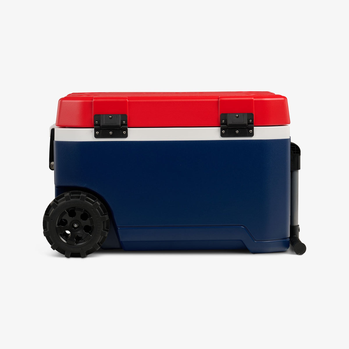 trailmate-75-qt-roller-cooler-g0 00035111-BK.jpg