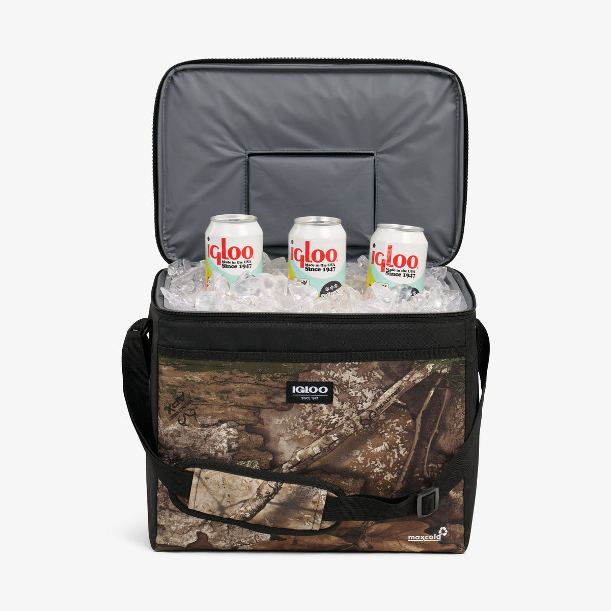 realtree-apx-hlc-28-can-bag-c5 00064354-P4-2025.jpg